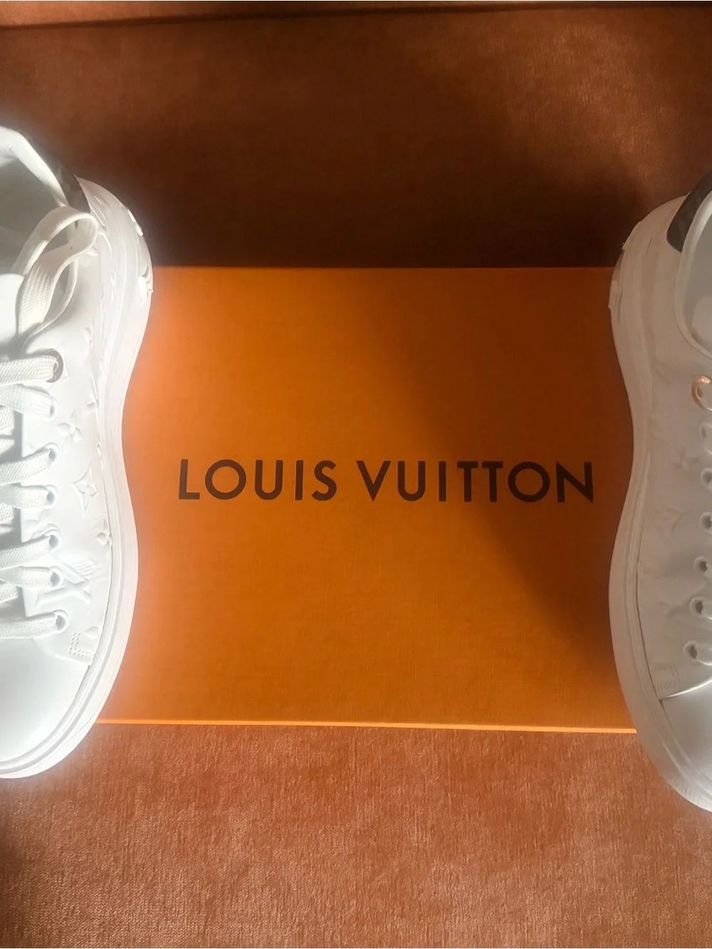 LOUIS VUITTON WOMANS MONOGRAM LEATHER TIME OUT SNEAKERS. ***FLASH SALE****